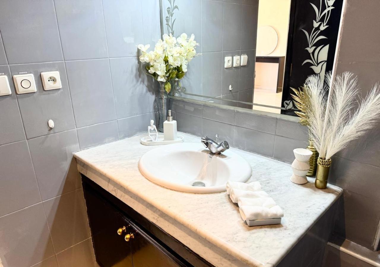 Luxury Family 5min Apartment